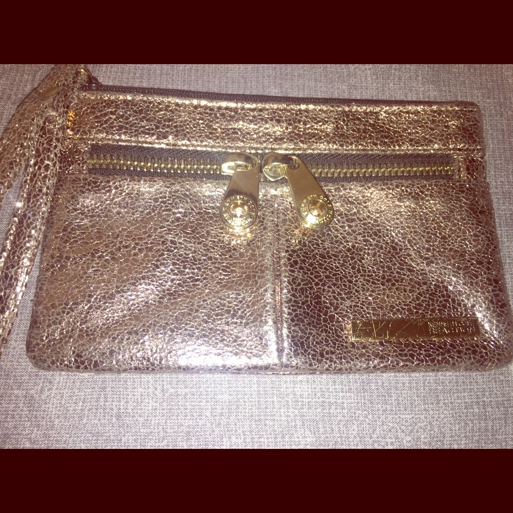 Kenneth Cole Reaction’s Glitter Wristlet - Picture 1 of 6